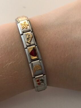 Silver nomination  bracelet with 5 charms